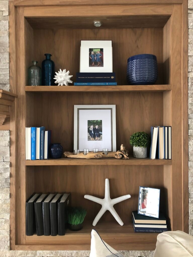 decorating a bookcase, ideas for decorating a bookcase 