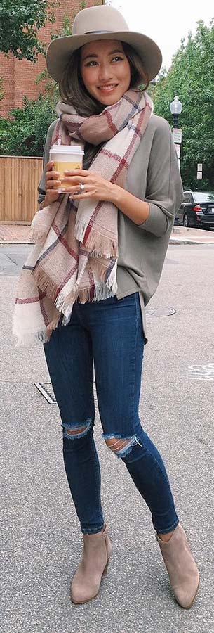  Accessorized Fall Outfit Idea